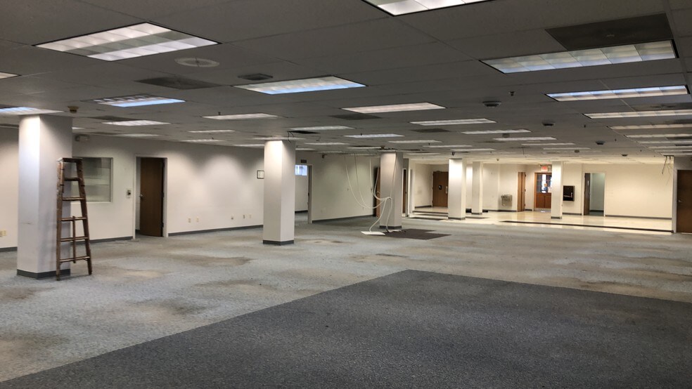 More Photos Of 75 S Main St, Phillipsburg Office For Lease