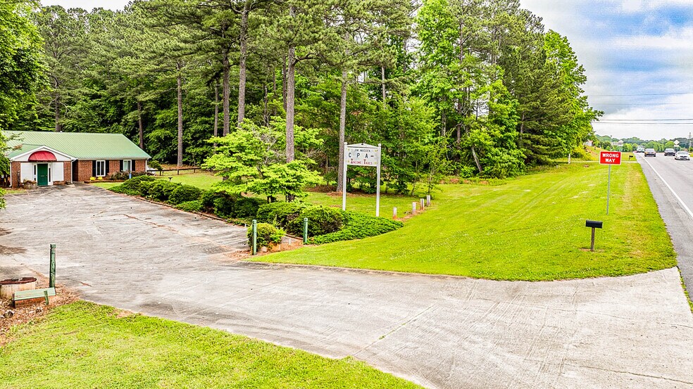 More Photos Of 2646 Highway 34 E, Newnan Office Residential For Sale