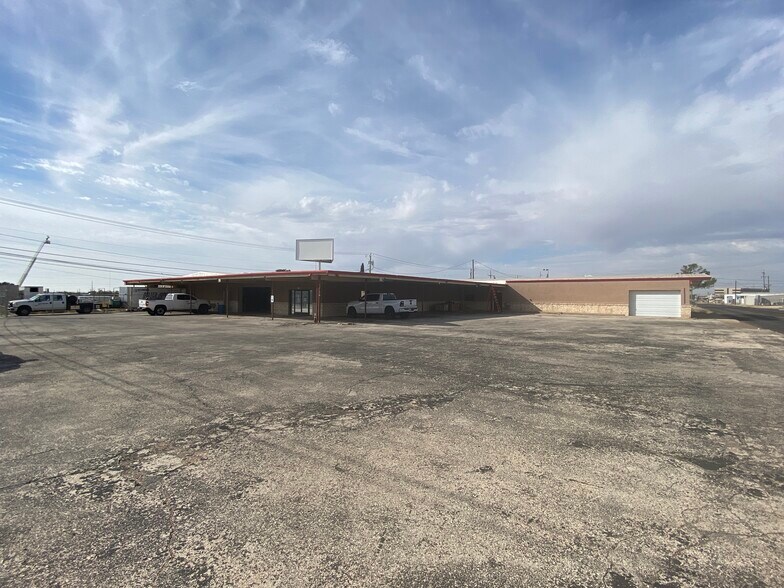 Primary Photo Of 1720 E 7th St, Odessa Industrial For Sale