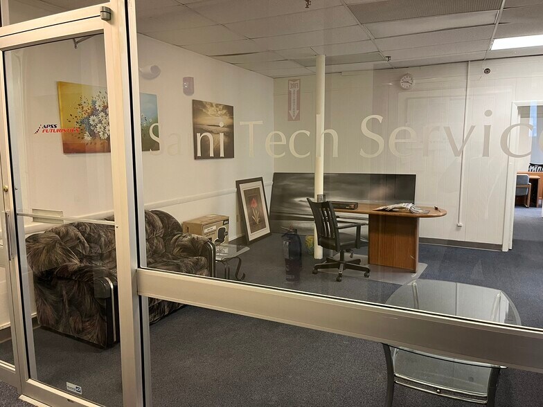 More Photos Of 14 Dartmouth St, Malden Office For Lease
