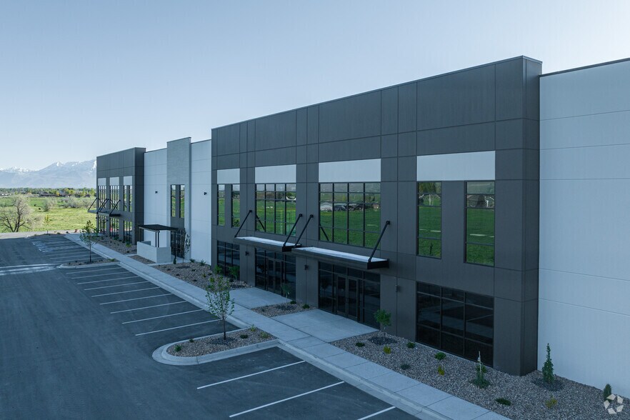 More Photos Of 9430 S 3200 St W, Payson Unknown For Lease