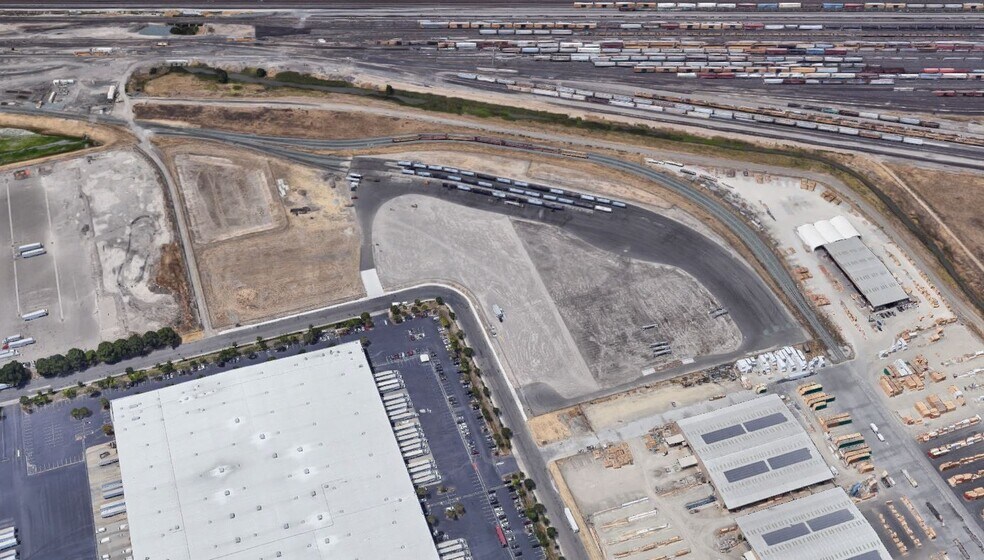 More Photos Of 717 Ralph Ave, Stockton Land For Lease