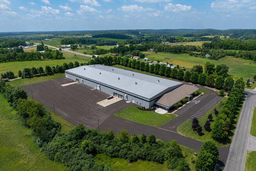 More Photos Of 220 S Noah Dr, Saxonburg Distribution For Lease