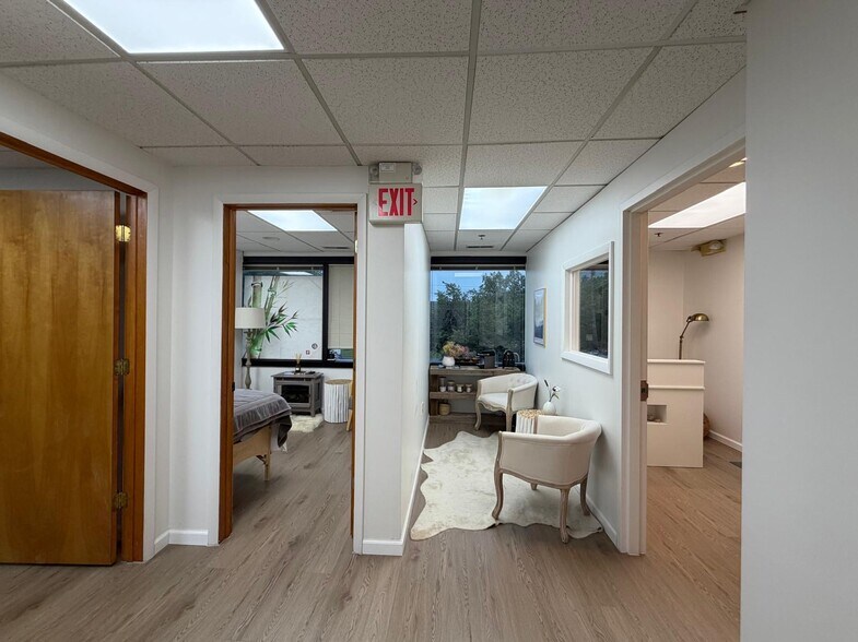 Primary Photo Of 37 Congers Rd, New City Office For Lease