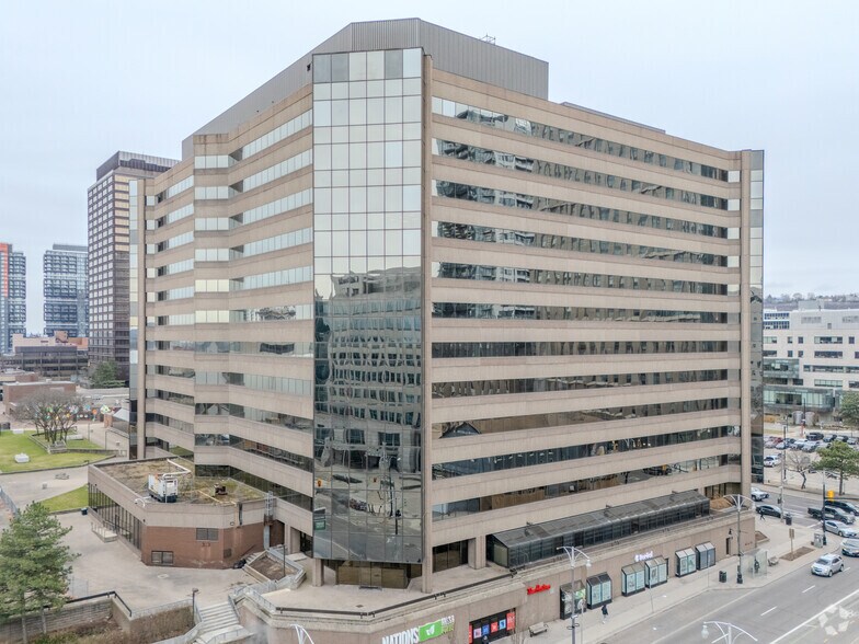 More Photos Of 120 King St W, Hamilton Office For Lease