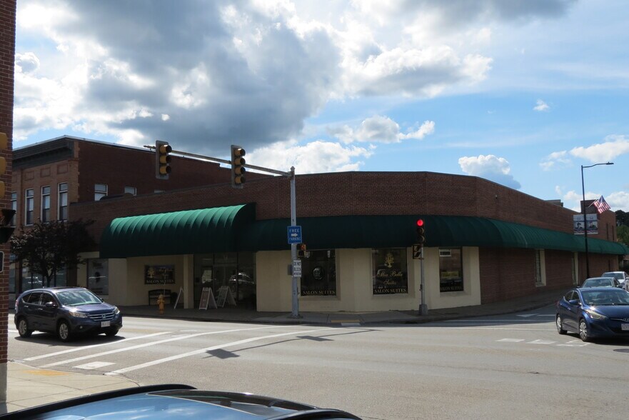 Primary Photo Of 54 Main St, Leominster Office For Sale