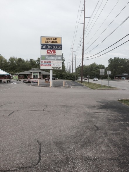 More Photos Of 4209-4213 E 62nd St, Indianapolis Storefront For Sale