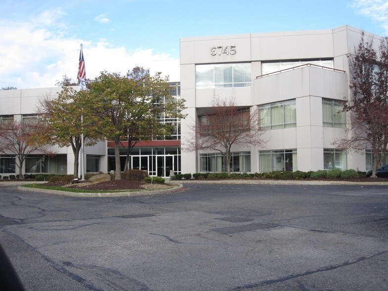More Photos Of 6745 Engle Rd, Middleburg Heights Office For Sale