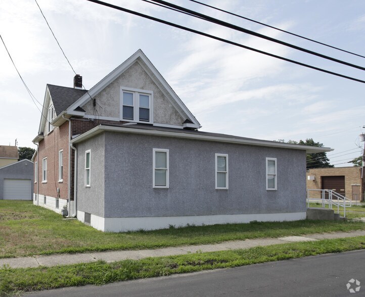 More Photos Of 207 S Governor Printz Blvd, Lester Office For Sale