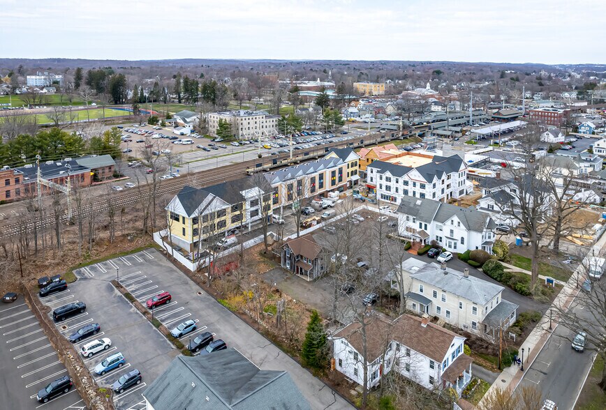 More Photos Of 127 Broad St, Milford Office Residential For Lease