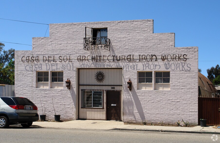 More Photos Of 185 N Olive St, Ventura Manufacturing For Lease