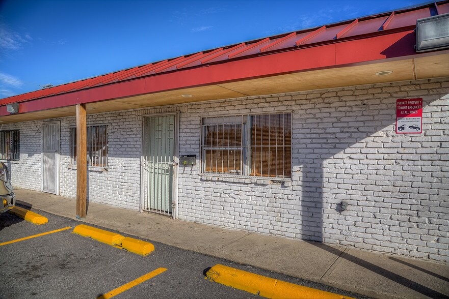 More Photos Of 3300 Shepherd Ln, Balch Springs Freestanding For Sale