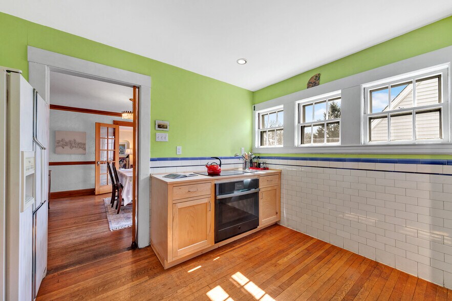 More Photos Of 126 Westbourne Ter, Brookline Multifamily For Sale