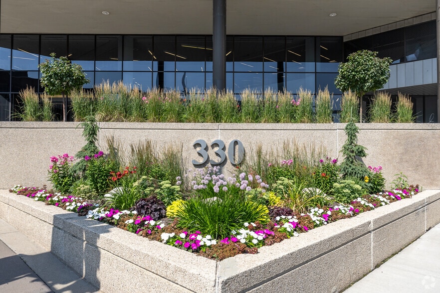 More Photos Of 330 2nd Ave S, Minneapolis Office For Lease