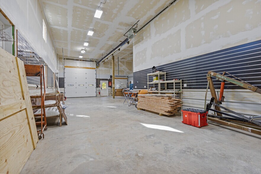 More Photos Of 98 Minebrook Rd, Webster Self Storage For Sale