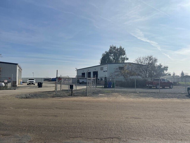 More Photos Of 11850 Highway 99, Pixley Industrial For Sale