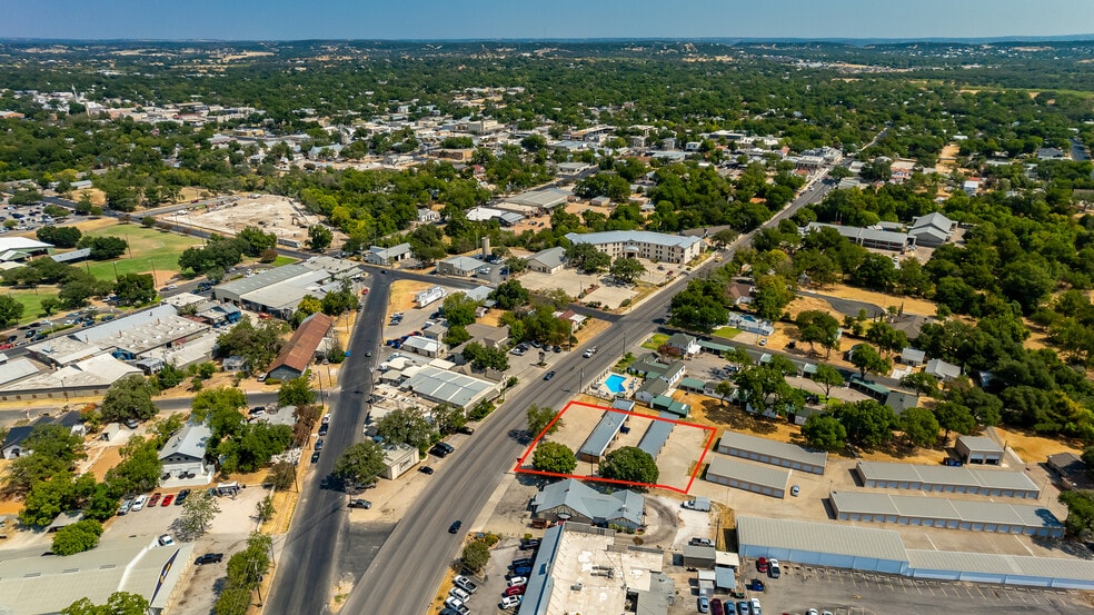 More Photos Of 405 S Washington St, Fredericksburg Carwash For Sale