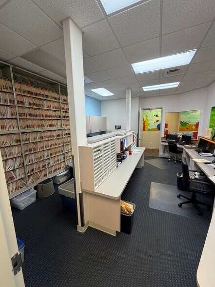 More Photos Of 9160 Galleria Ct, Naples Medical For Lease