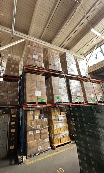 More Photos Of 2801 E 12th St, Los Angeles Warehouse For Sale