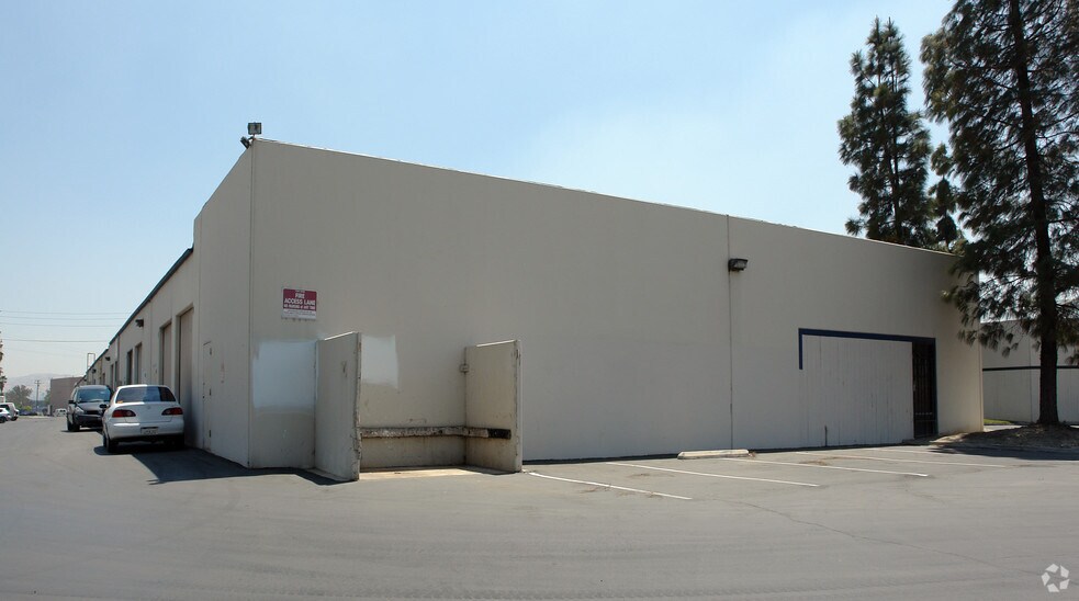 More Photos Of 708 W Mill St, San Bernardino Warehouse For Lease