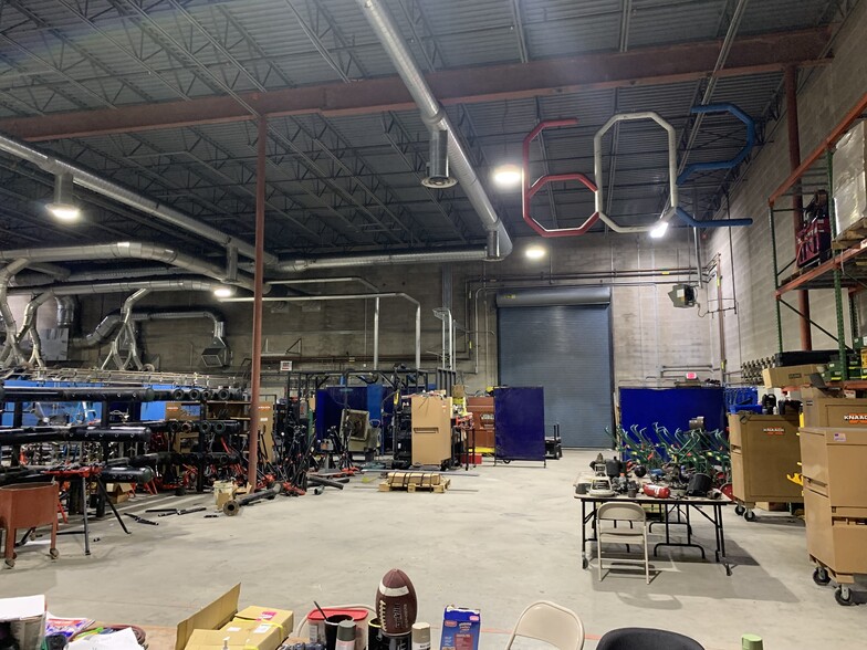 More Photos Of 7552 Accotink Park Rd, Springfield Warehouse For Sale