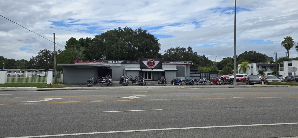 Primary Photo Of 14540 N Florida Ave, Tampa Freestanding For Lease