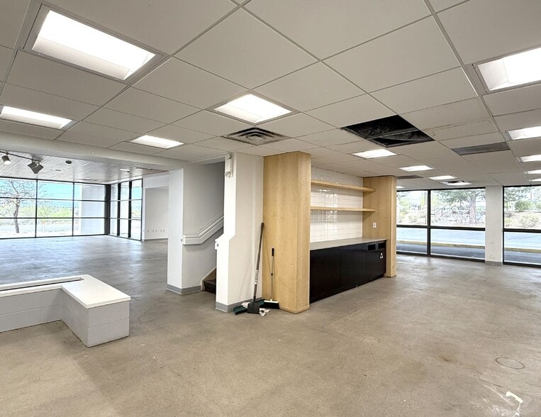 More Photos Of 2950 S Havana St, Aurora Auto Dealership For Lease