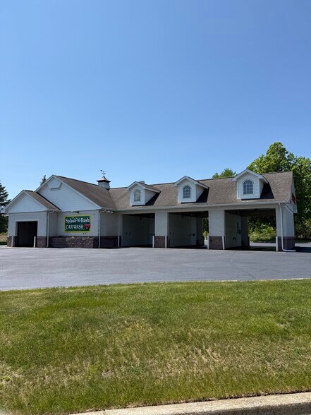 Primary Photo Of 253 W Old Orchard Trl, Coleman Specialty For Sale