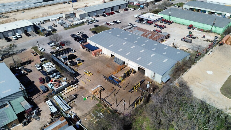 More Photos Of 4204-4210 Felter, Austin Unknown For Lease