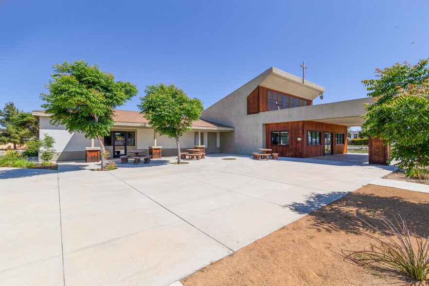 More Photos Of 3126 W Johnston Ave, Hemet Religious Facility For Sale