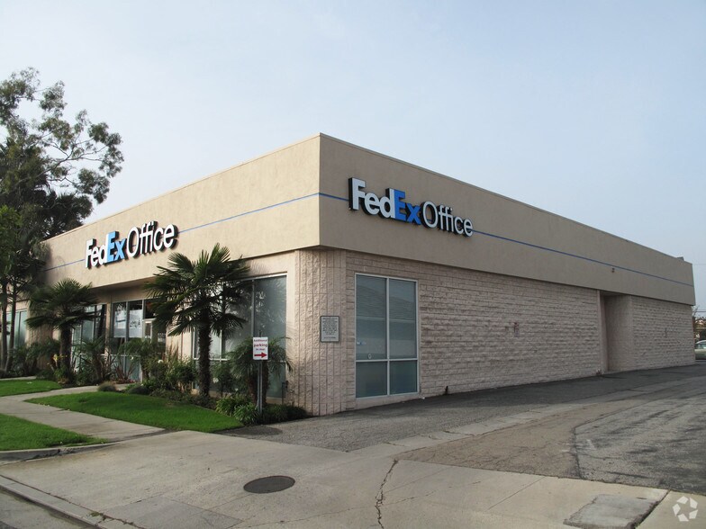 More Photos Of 23325 Hawthorne Blvd, Torrance Freestanding For Sale