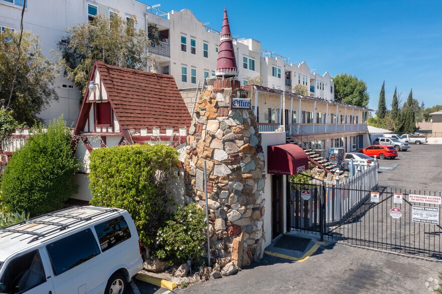 More Photos Of 9253 Sepulveda Blvd, North Hills Hotel For Sale