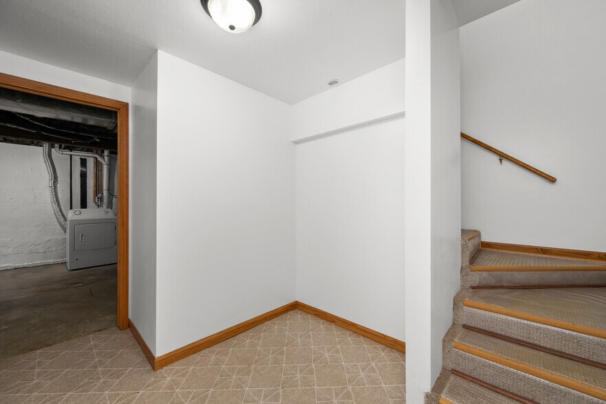 More Photos Of 222 6th St, Buffalo Apartments For Sale