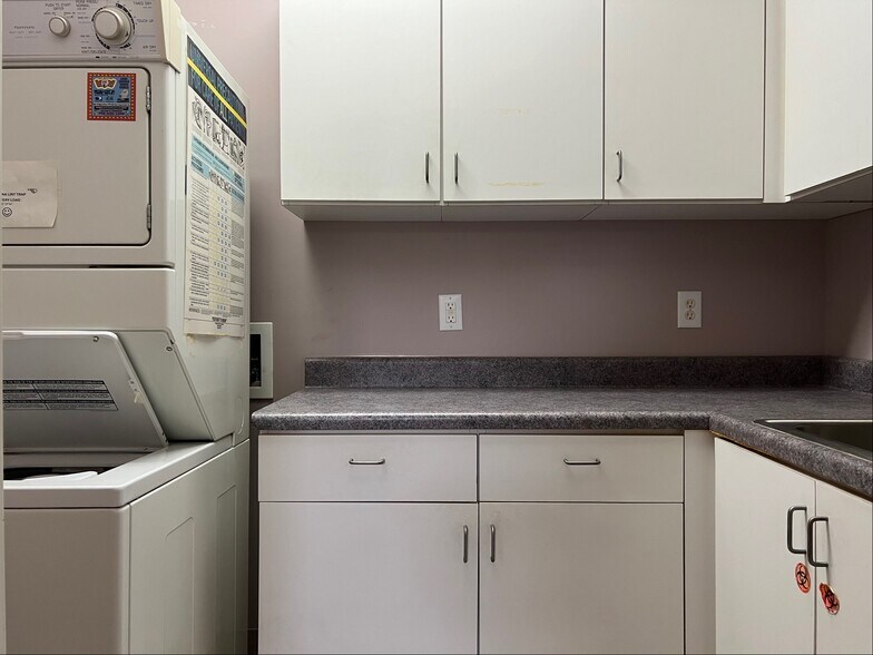 More Photos Of 1351 Stonebridge Pky, Watkinsville Medical For Sale