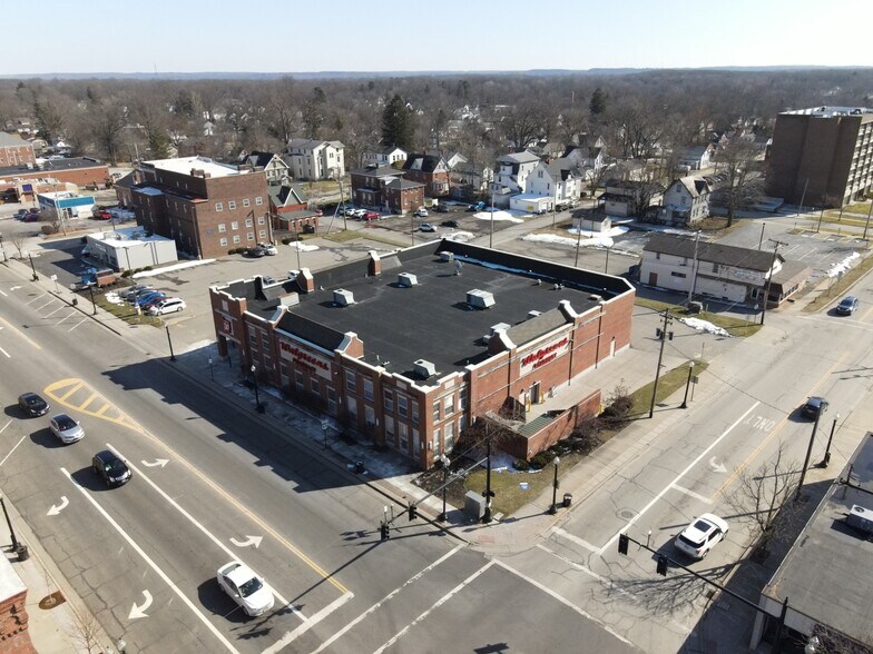 More Photos Of 144 E Main St, Ravenna General Retail For Sale