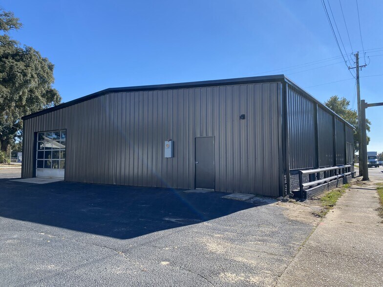 More Photos Of 2812 W Cervantes St, Pensacola Auto Repair For Lease