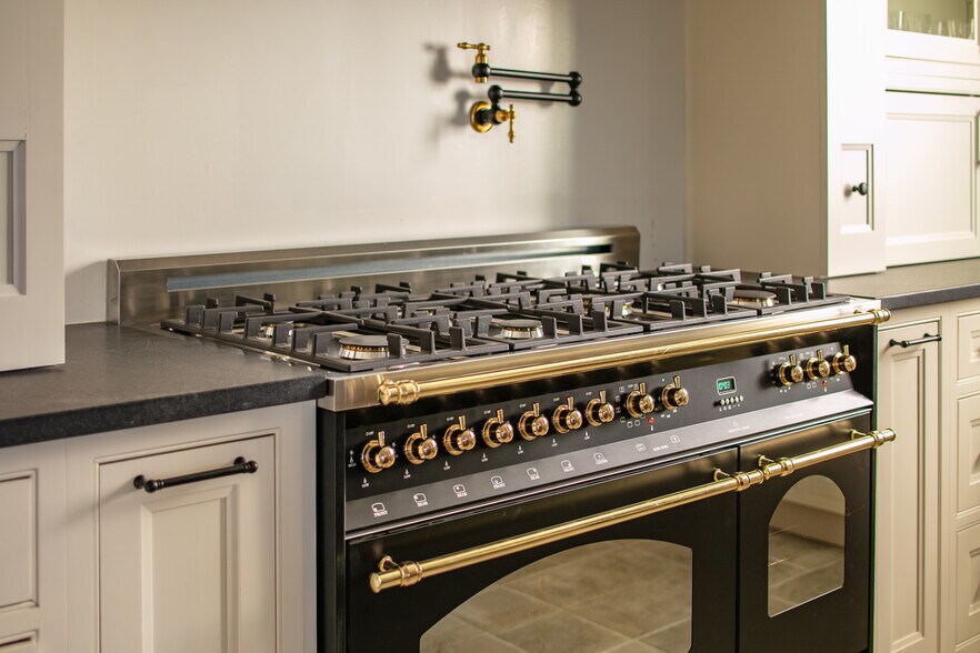 More Photos Of 1975 Georgetown Rd, Paris Lodge Meeting Hall For Sale