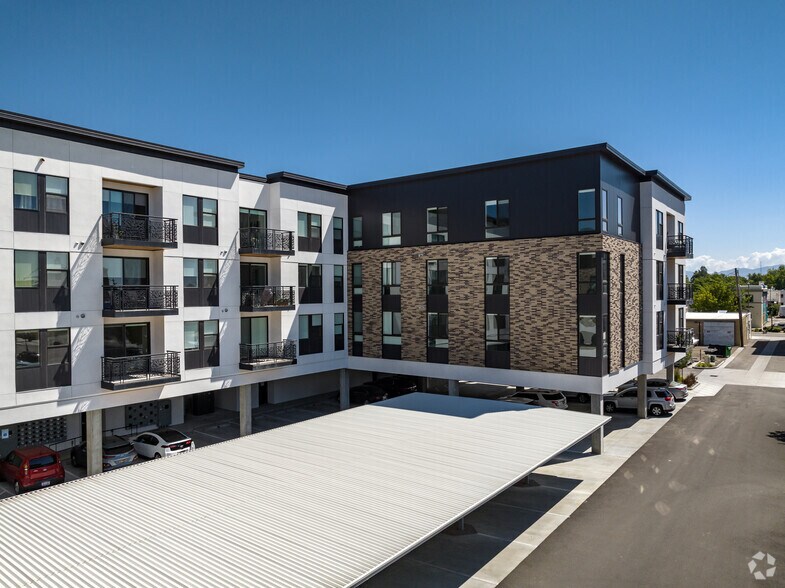 More Photos Of 33 E Idaho Ave, Meridian Apartments For Lease