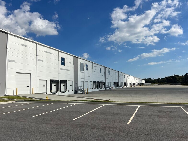 More Photos Of Hwy 21 & I-95, Port Wentworth Unknown For Lease