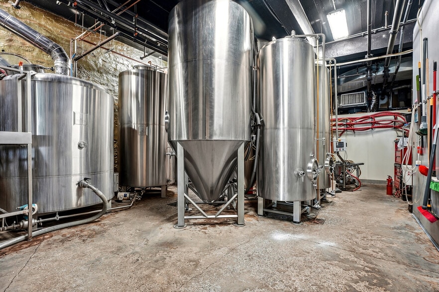 More Photos Of 47 S Water St, Peekskill Light Manufacturing For Lease