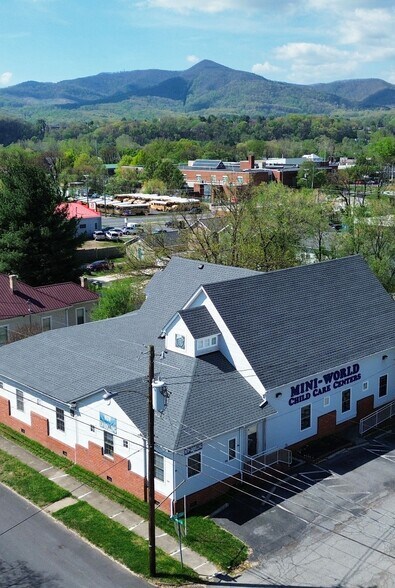 More Photos Of , Salem General Retail For Sale