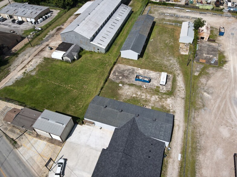 More Photos Of 470-474 S 4th St, Beaumont Industrial For Sale