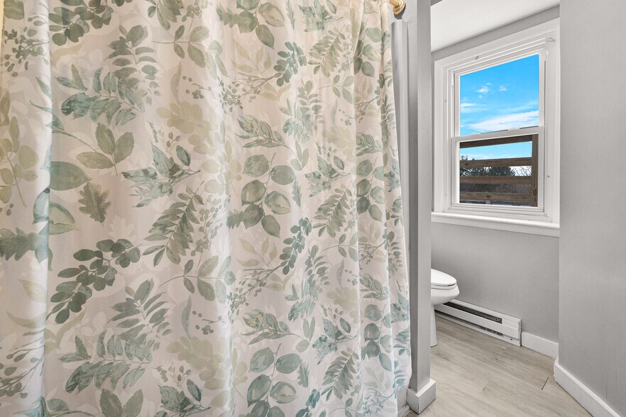 More Photos Of 136 Broadway, Hagerstown Apartments For Sale