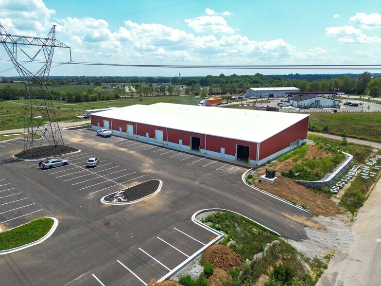 More Photos Of 100 Lacefield, Midway Unknown For Lease