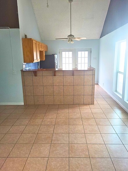 More Photos Of 2300 Live Oak St, Commerce Apartments For Sale