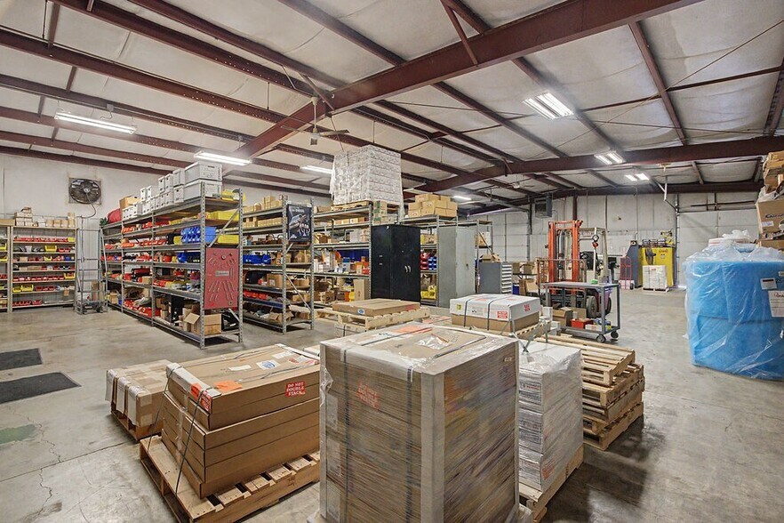 More Photos Of 254 Commerce Ct, Hopkinsville Industrial For Sale