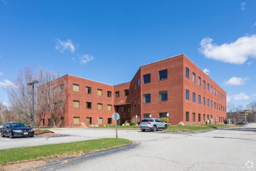 More Photos Of 134 Flanders Rd, Westborough Office For Lease