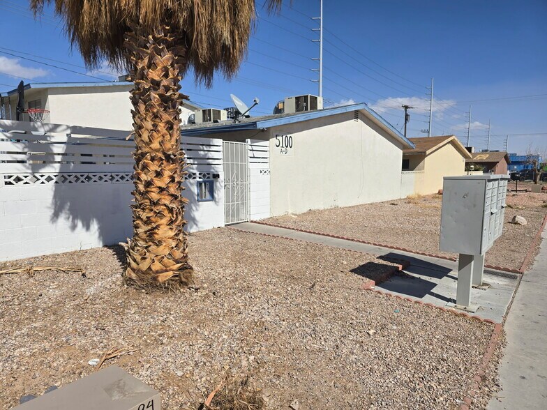 Primary Photo Of 5100 Pebble Beach Blvd, Las Vegas Apartments For Sale