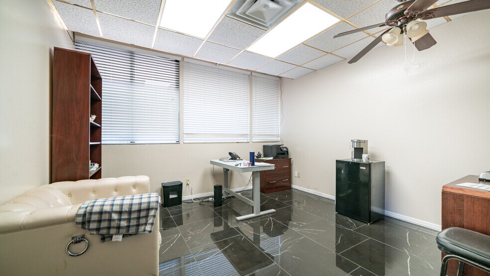 More Photos Of 715 N Gilbert Rd, Mesa Medical For Sale