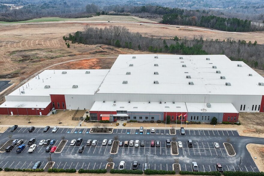 More Photos Of 325 Hammerstone Dr, Toccoa Industrial For Sale